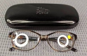 lot 253A image: NEW Saks Fifth Avenue Saks280 0DZ8 Eyeglass Glasses with Display Lenses L