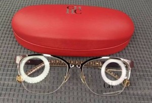 lot 398 image: NEW Carolina Herrera Eyeglass Glasses with Display Lenses L