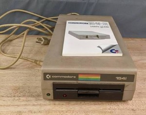 lot 139A image: Vintage Commodore 1541 Computer Floppy Disk Drive R