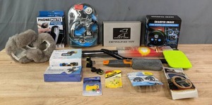 lot 340 image: Large Assortment of Automotive Accessories AC Recharge Hose and Gauge, Detailing Kit, Mini Fuses, Phone Holders and More R