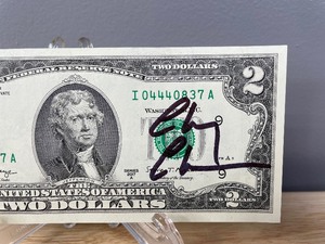 lot 33A image: Chevy Chase Autographed $2 Bill Currency Money Actor Movies C