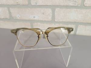 lot 72 image: Vintage 1950s60s Eyeglasses - Art Craft - Leading Lady Art Rim - Tan Marble 135 - Made in USA