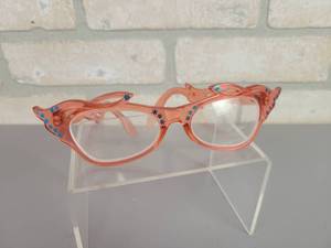 lot 70 image: Vintage 1950s60s Winged Eyeglasses - Made in Italy