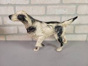 lot 10 image: Antique HUBLEY Cast Iron Irish Setter Dog Statue  Doorstop - Approx. 15 Long