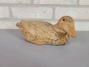 lot 91 image: Vintage Handmade Corn Husk Duck - Marked 1985 - Approx. 8.5 Long