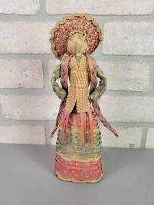 lot 86 image: Vintage Handmade Wicker Doll - Approx. 9.5 tall