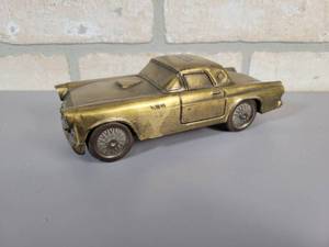 lot 111 image: Vintage Diecast 1955 FORD Thunderbird Coin Bank - Banthrico Inc - The Pioneer National Bank