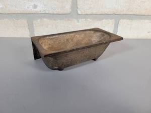 lot 103 image: Antique NONCO 5 Cast Iron Salesman Sample Bathtub - Approx. 5 x 2.5 x 1.5