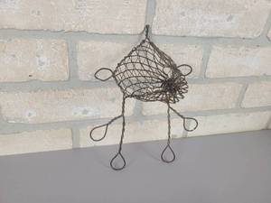 lot 126 image: Vintage Wire Sculpture - Approx. 8 x 7 x 4