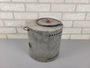 lot 25 image: Antique Heated Galvanized Minnow Bucket - Includes the Original Oil Lamp