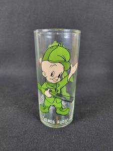 lot 180 image: 1973 Warner Bros. PEPSI Glass - Elmer Fudd