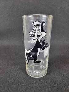 lot 177 image: 1973 Warner Bros. PEPSI Glass - Pepe Le Pew