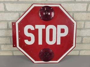 lot 191 image: Steel School Bus Stop Sign w Lights