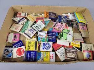 lot 200 image: Large Lot of Assorted Vintage Matchbooks