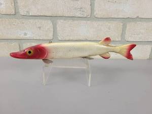 lot 210 image: Vintage Plastic Fish Decoy - Approx. 9.5 Long