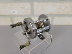 lot 207 image: Vintage Belmont Baitcast Fishing Reel - Model No. 3123600 - Beautiful Etchings