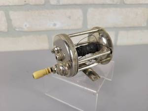 lot 203 image: Vintage Montague St. Louis Jeweled Baitcast Fishing Reel - Marked 80