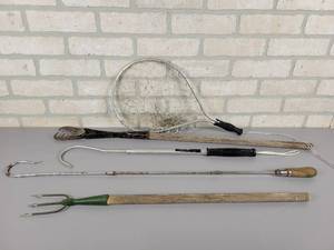 lot 217 image: Vintage 3-Point Fishing Spear (27 Long), Gafs and Net