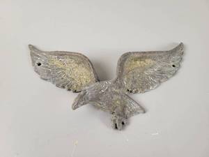 lot 226 image: 1970s Federal Style Brass Flying Eagle Wall Dcor - Approx. 9 Long