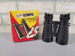 lot 221 image: Vintage Jsolan Olympia Binoculars  - Made in Western Germany with Original Box