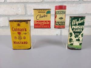 lot 246 image: (4) Vintage Spice Tins - Wylers, Durkees, Colmans and Briardale