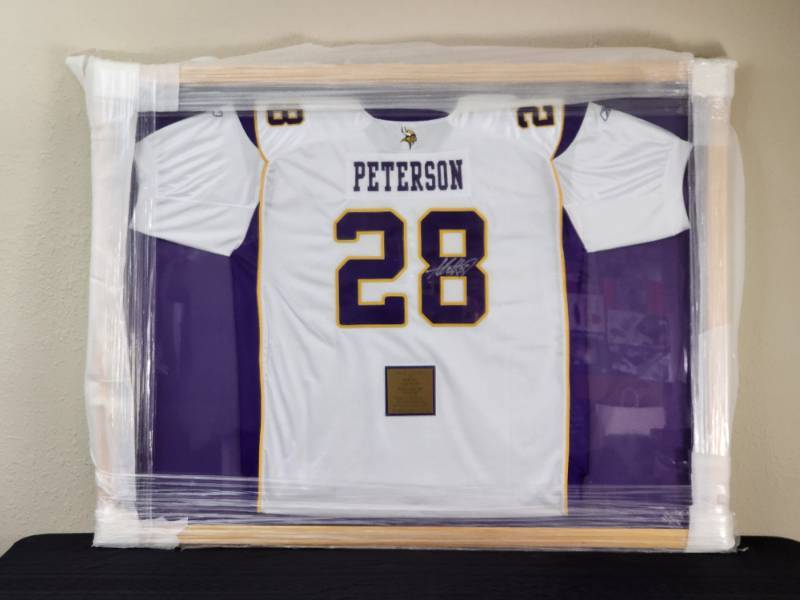 Autographed/Signed Randy Moss Minnesota Purple Football Jersey JSA COA at  's Sports Collectibles Store