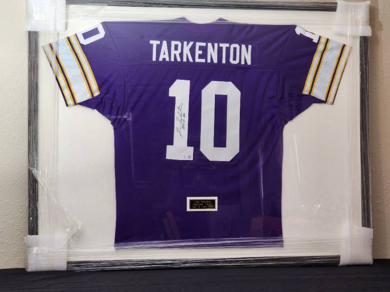 Adrian Peterson Signed Minnesota Vikings 35x43 Framed Jersey