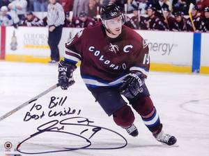 lot 34 image: Framed Photo Signed by Colorado Avalanche player Joe Sakic No COA