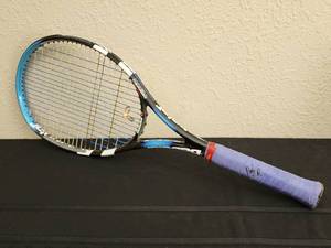 lot 44 image: Game Used and Autographed Tennis Racket Andy Roddick