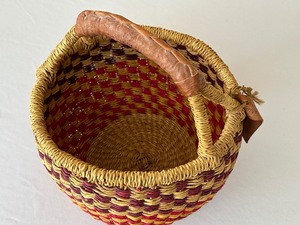 lot 23 image: Handcrafted Basket from Ghana