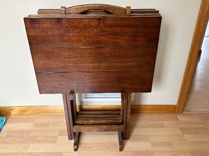 lot 28 image: Set of Folding TV Trays with Storage Stand