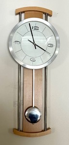 lot 39 image: Contemporary Style Decorative Wall Clock