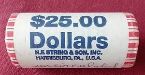 lot 37 image: Thomas Jefferson Presidential Dollar Coin Roll - US Mint Wrapped