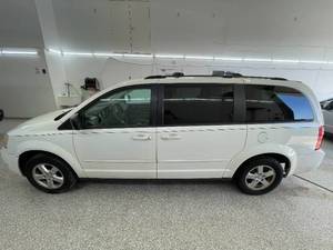 2010 Dodge Grand Caravan Hero