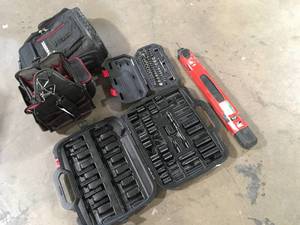 Husky Tool Set and Hardware  Customer Returns See Pictures