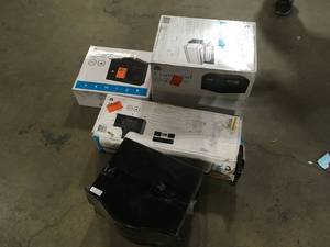 Lot of Mixed Mailboxes  Customer Returns See Pictures
