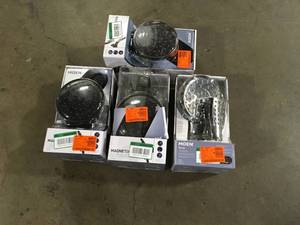 Lot of Moen Shower Heads Customer Returns See Pictures