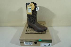 Smoky Mountain Boots -Youth Size 5.5, BrownBlack