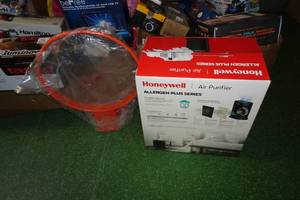 Pallet of Damaged Items - Furniture, Massager, Heater, Kodak Digital Camera, Small Appliances