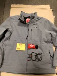 lot 8 image: M12 Heated Toughshell Jacket Kit Customer Returns See Pictures