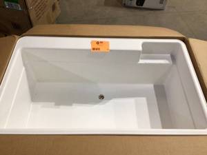 lot 36 image: Utilatub Combo 40 in. x 24 in. 33 in. Polypropylene Floor Mount Utility Tub with Pull-Out Faucet in White by BigTub  Customer Returns See Pictures