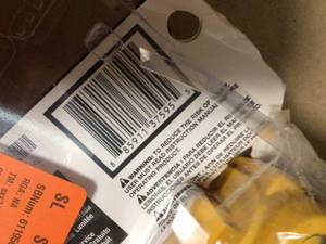 lot 39 image: 20V MAX XR Premium Lithium-Ion 5.0Ah Battery Pack (2 Pack) by DEWALT Customer Returns See Pictures