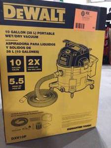 lot 48 image: 10 Gal. Poly WetDry Vac by DEWALT   Customer Returns See Pictures