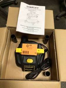 lot 56 image: 5 Gal. 4.0 Peak HP WetDry Vac by Stanley  Customer Returns See Pictures