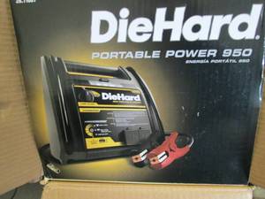 DieHard Portable Power 950 Peak Amp...