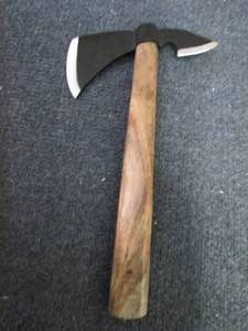 Bulleye Throwing Axe- open box, hea...