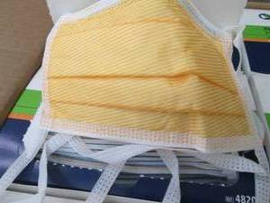 Case of 300 Halyard FLUIDSHIELD 3 D...