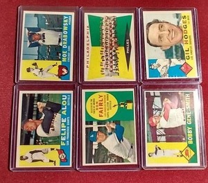 lot 98 image: (6) 1960 Baseball Cards - Gil Hodges, Felipe Alou, Etc.