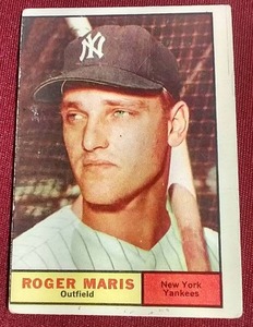 lot 182 image: 1961 Topps Roger Maris Card