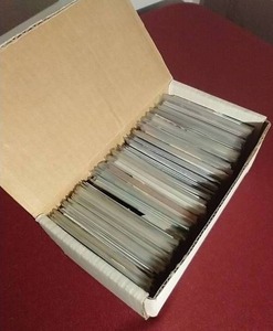 lot 189 image: Box of Mixed Sports Cards
